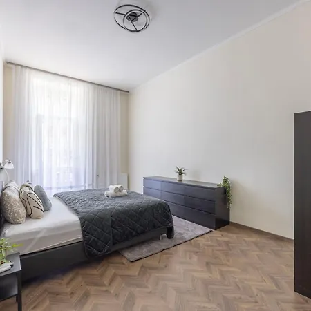 Lejlighed Exclusive & Grand Astoria In The Heart Of Budapest
