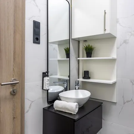 Exclusive & Grand Astoria In The Heart Of Lejlighed
